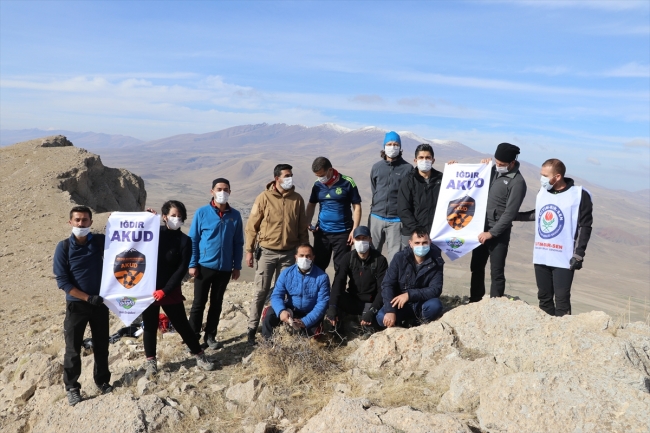 Lösemili çocuklar için Kalus Dağı'na tırmandılar
